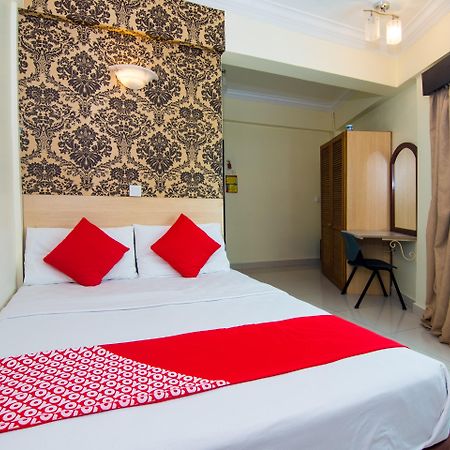 Sea Princess Hotel Teluk Bahang Exterior photo